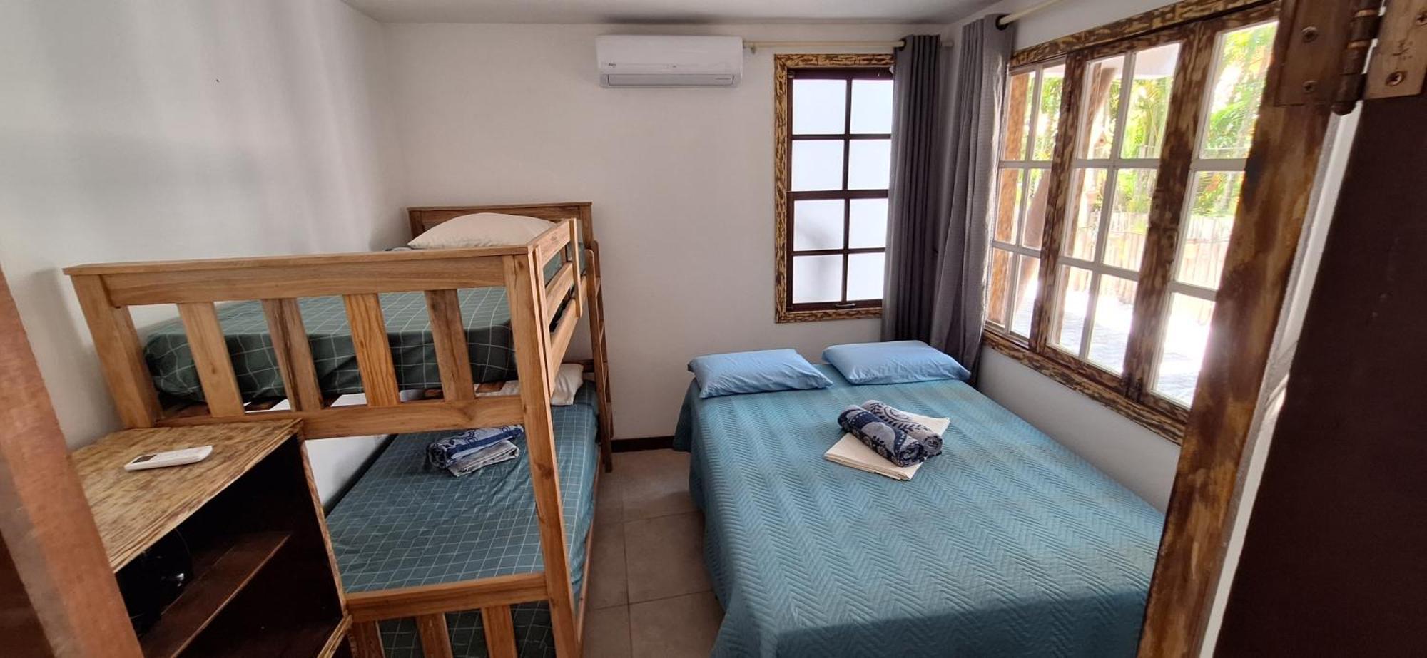 Casa 2/4 Praia Do Forte!!!! Localizacao Privilegiada!!! Ngoại thất bức ảnh